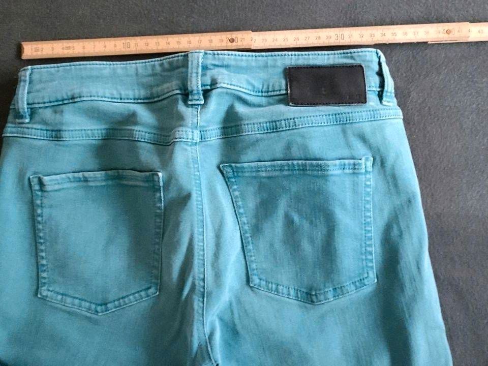 SET Skinny fit JEANS blau grün Stretch Gr36/S in Mühldorf a.Inn