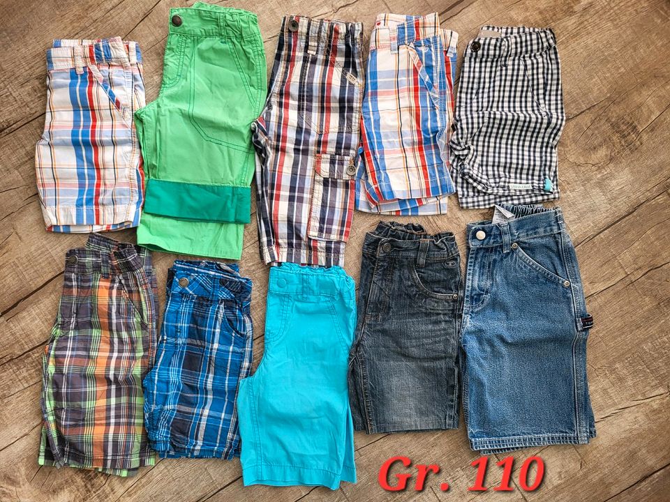 Shorts esprit hilfiger Tom Tailor name it.  Gr.110 in Waldkraiburg