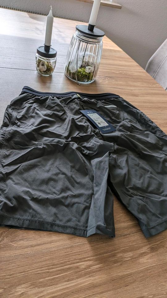 Haglöfs L.I.M Fuse Shorts / kurze Hose Outdoor Gr. 34 in Bad Gandersheim