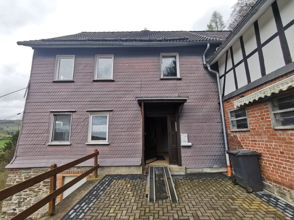 Wohnhaus in herrlicher Alleinlage von Bad Berleburg-Alertshausen in Bad Berleburg