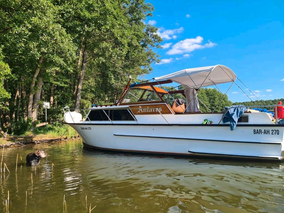 Ernst Riss Kajütboot in Fürstenberg/Havel