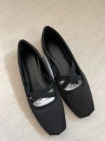 Bershka Ballerinas in satinoptik Gr.37 NEU Hannover - Döhren-Wülfel Vorschau