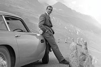 James Bond Poster Sean Connery & Aston Martin (91,5cm x 61cm) Wuppertal - Elberfeld Vorschau