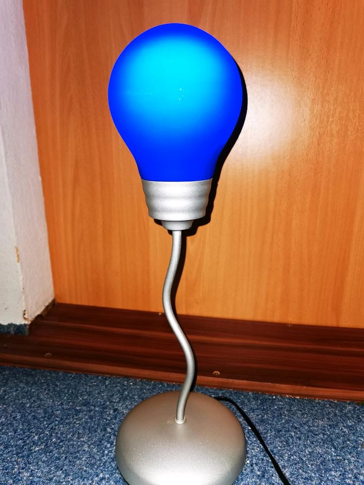 Stehlampe "Glühbirne" blau in Dresden - Gorbitz-Süd | Lampen gebraucht  kaufen | eBay Kleinanzeigen ist jetzt Kleinanzeigen