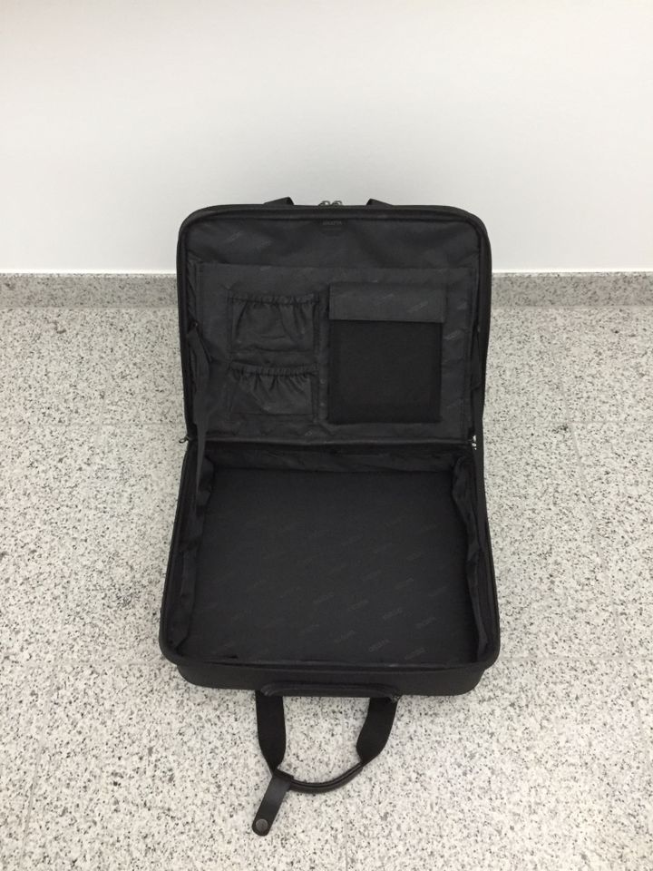 NOTEBOOKTASCHE TROLLEY SCHWARZ BIS 16.4" UNBENUTZT in Köln