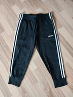 Adidas Sporthose, Caprihose, Gr. XS NEU Hessen - Schwalmstadt Vorschau