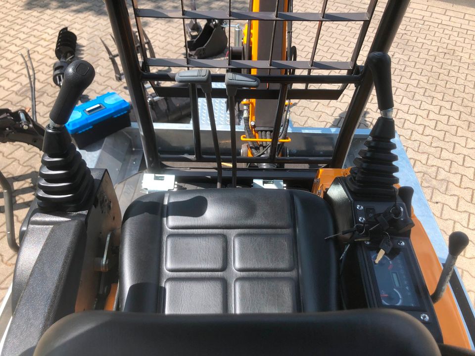 Minibagger BK1700JS + Tieflader + Zubehör *21.458€ NETTO*BERGER KRAUS*KUBOTA*JOYST*SOFORT! in Kassel