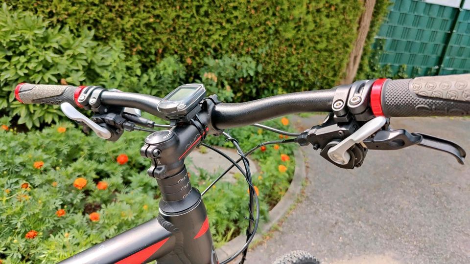 Ghost Cross 9000 mit Shimano XT Vollausstattung in Geretsried