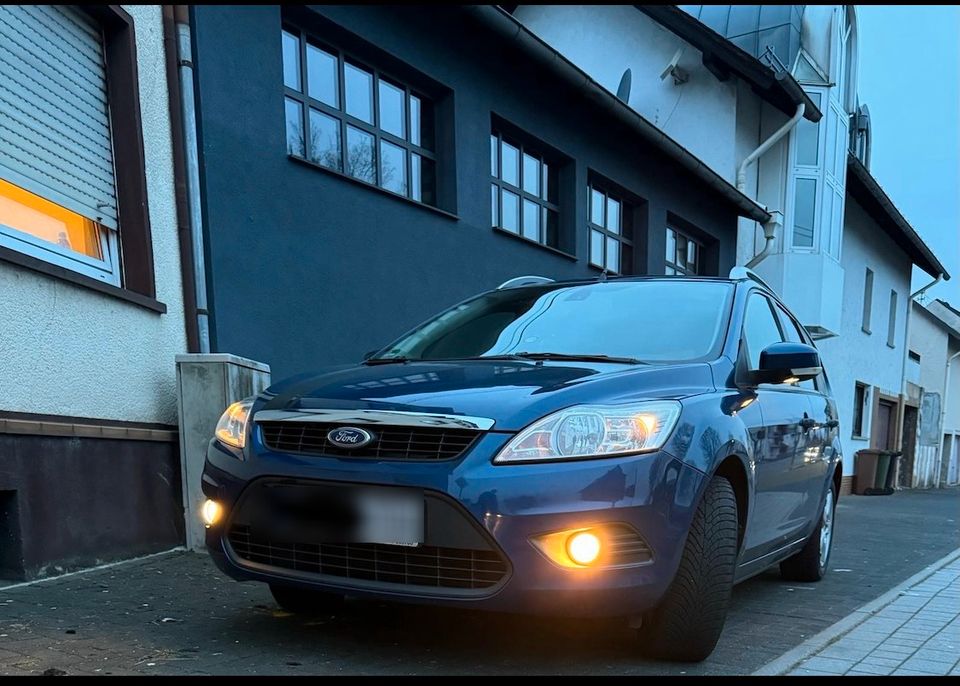 Ford focus 2 facelift in Ransbach-Baumbach