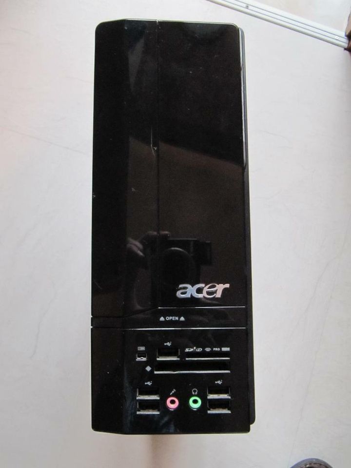 Acer Asus Slim Tower Motherboard mit Gehäuse in Rehlingen-Siersburg