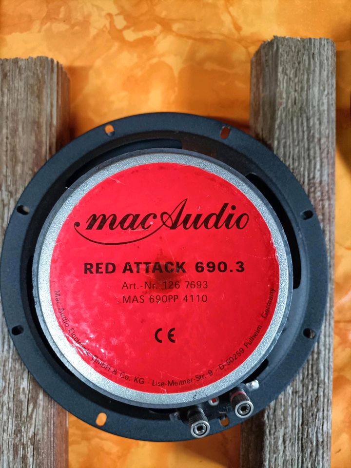 Mac Audio Red Attack 690.3 in Cramme