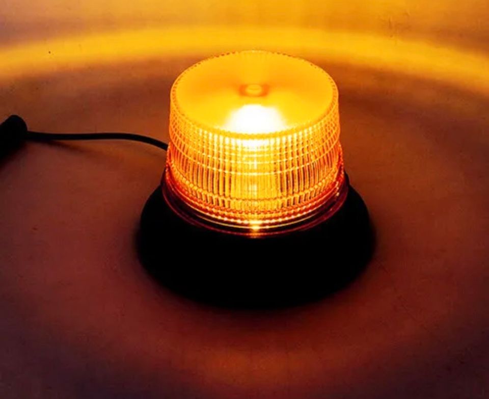 LED Rundumleuchte gelb 12V mit Magnetfuß