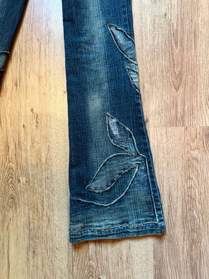 Mega coole Hippie-Jeans Miss Sixty mit aufwendigen Applikationen in Hannover