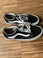 VANS Scateboard Schuhe, Schwarz mit weißer Sohle Gr. 39. Rheinland-Pfalz - Limburgerhof Vorschau