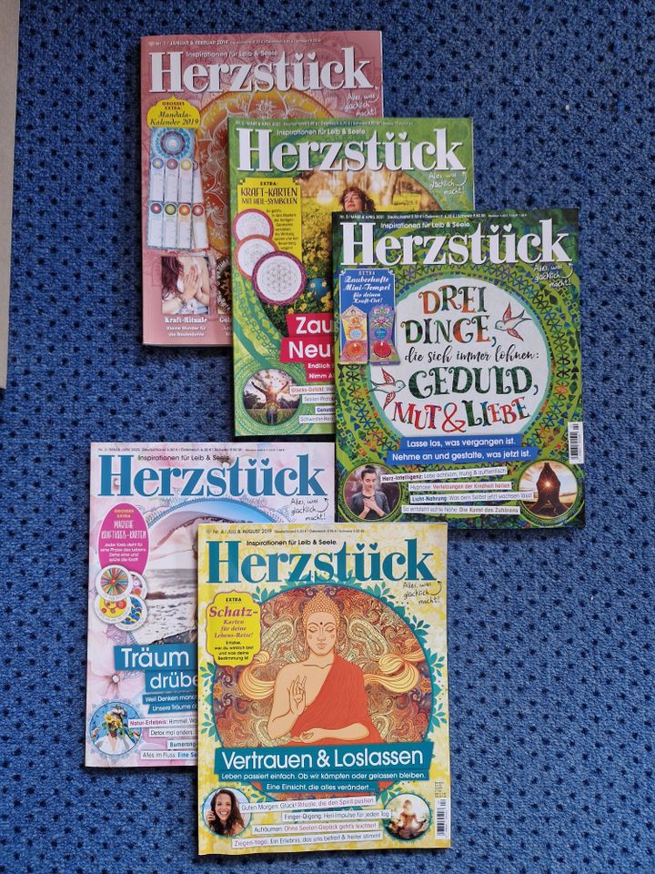 5 versch. Zeitschriften "Herzstück" für Leib & Seele in Borken