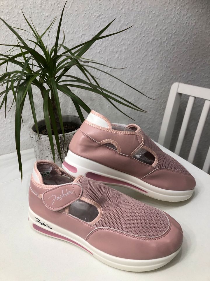 Tolle Frauen Sneakers atmungsaktiv Casual Round Gr. 37 rosé in Würzburg