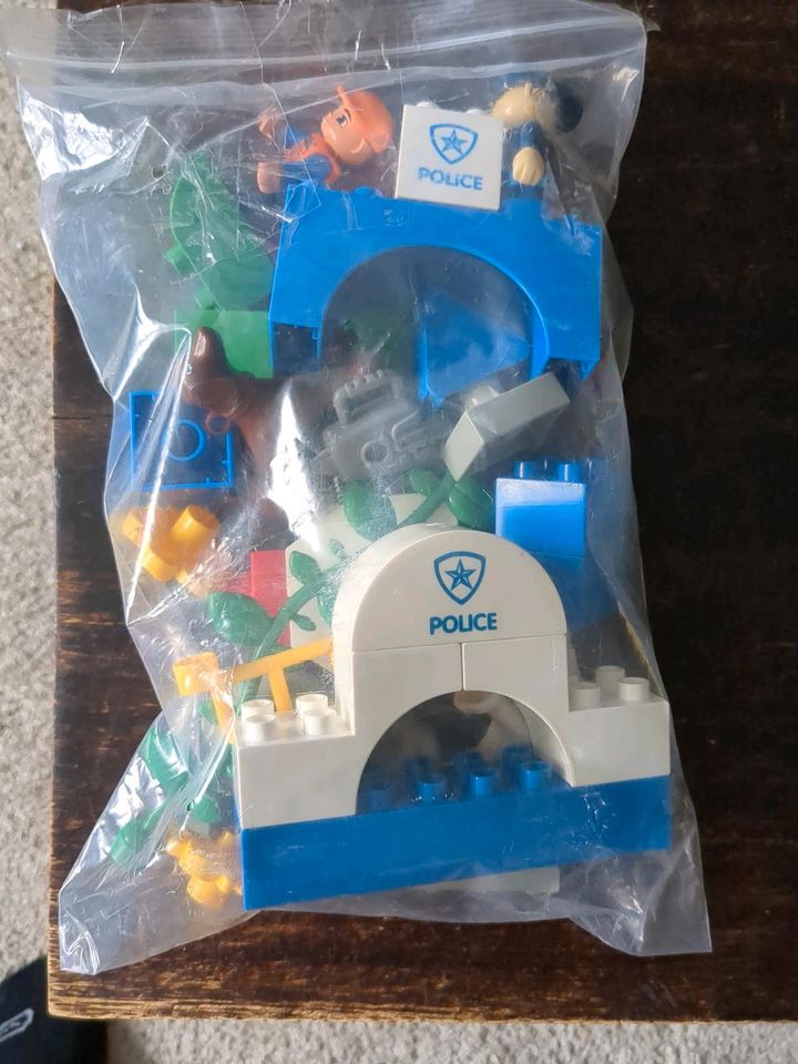 Bausteine passend für Lego Duplo Polizeistation und Tiere in Ellwangen (Jagst)