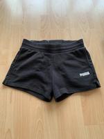 Puma Shorts hotpants Sommer Baumwolle Gr S M 36 38 40 Düsseldorf - Derendorf Vorschau