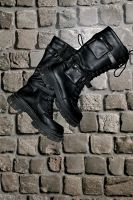 Stiefel gefüttert Blockabsatz Zipper Profilsohl Düsseldorf - Stadtmitte Vorschau