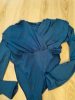 Royal blauer Damenbody Gr L V-Ausschnitt mit Schulterpolster Niedersachsen - Barum Vorschau