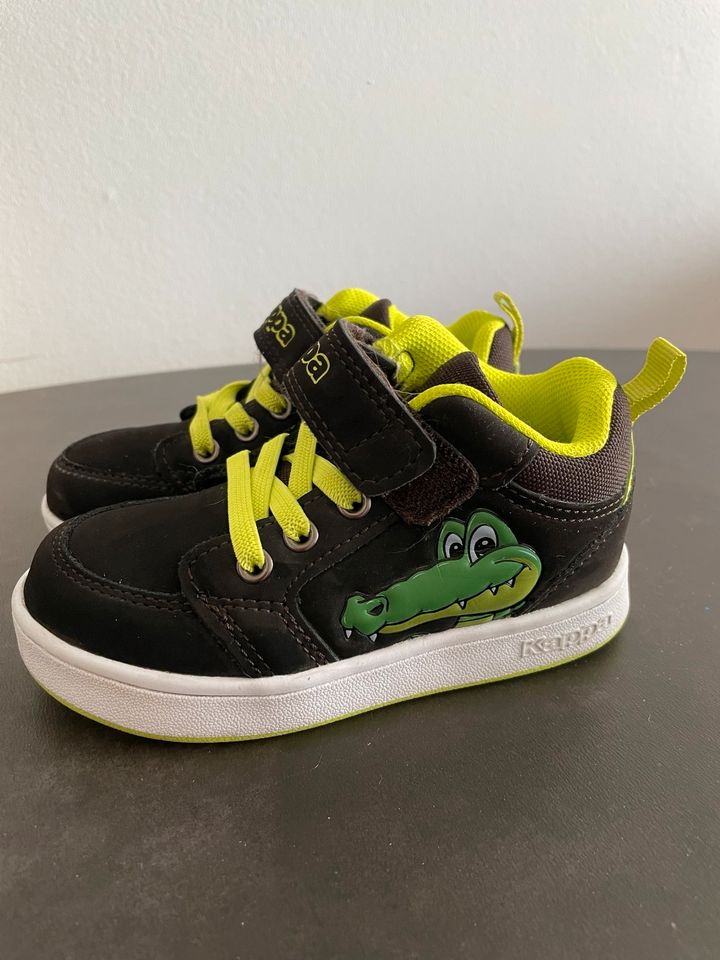 Babyschuhe Sneaker KAPPA Gr.23 in München