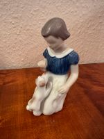 liebliche Porzellan Figur Mädchen mit Hund Bing und Gröndahl Sachsen-Anhalt - Aschersleben Vorschau