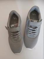 Turnschuhe von Vty Bonn - Bad Godesberg Vorschau