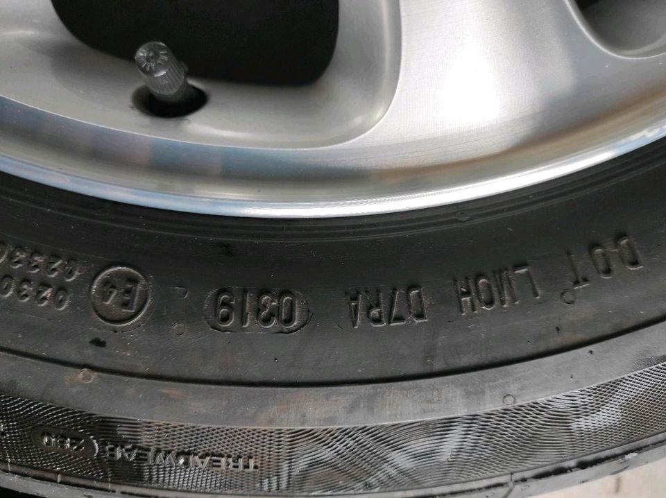 Mercedes Alufelgen 16 Zoll, 5×112, Sommerreifen von Continental in Lenting