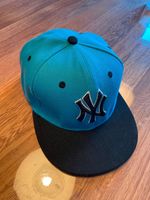 New York Yankees NY Cappy / Mütze Blau / Schwarz Universalgröße Niedersachsen - Burgdorf Vorschau