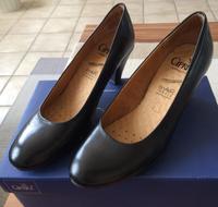 Caprice Pumps Größe 37 schwarzes Leder Rheinland-Pfalz - Konz Vorschau