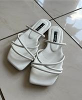 Flache Sandalen weiß Gr.35 NEU Nordrhein-Westfalen - Senden Vorschau