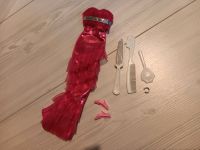 Barbie Zubehör Accessoires Kleid Schuhe pink weiß Bürste Kamm Sachsen - Burkhardtsdorf Vorschau