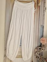 Ballonhose Pluderhose uni weiss Italy Pumphose 36 38 40 42 Nordrhein-Westfalen - Mönchengladbach Vorschau