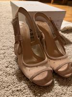 Dior Slingback Sandalen Hochschuhe 36 NIE GETRAGEN Fullset Hamburg-Nord - Hamburg Uhlenhorst Vorschau