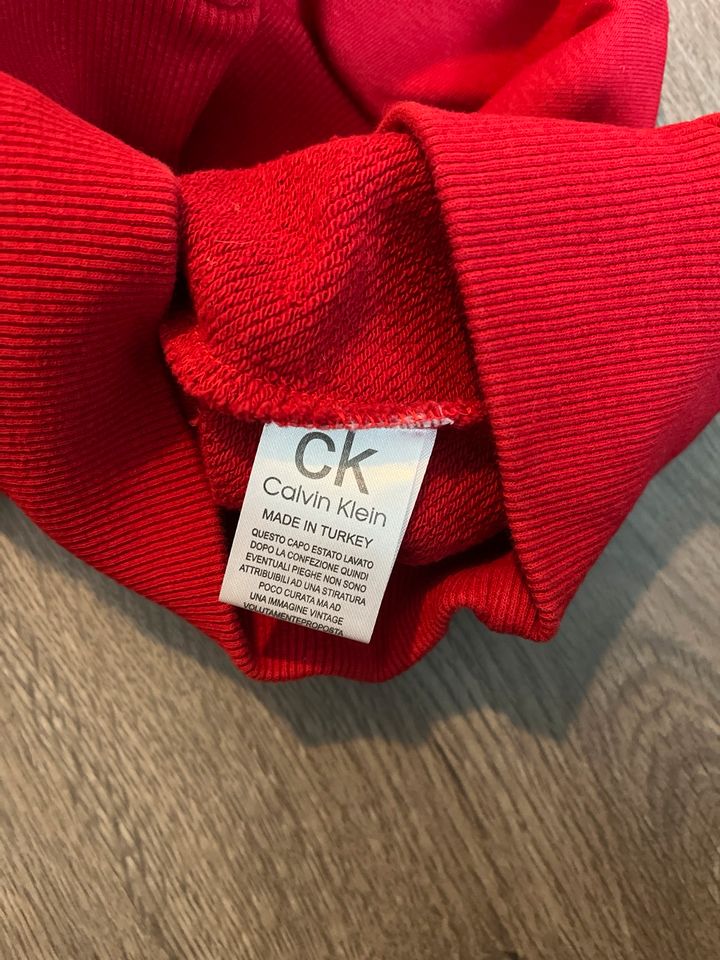 Calvin Klein Kinder Sweatshirt 5-6j in Schwabhausen