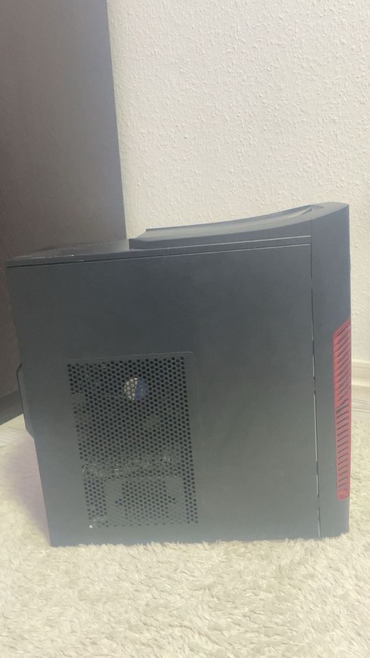 Moin verkaufe hier meine Gaming pc in Kiel