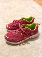 Laufschuhe, Sportschuhe, Turnschuhe, Trainingsschuhe in Pink Bayern - Geisenhausen Vorschau