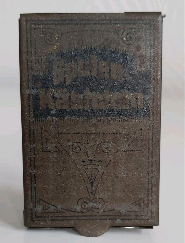 Altes Spulenkästchen ca. 1900/1910 mit 5 Spulen in Bremerhaven