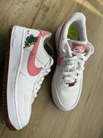 Nike Air Force 1 / Sneaker / Limited Edition Baden-Württemberg - Endingen Vorschau