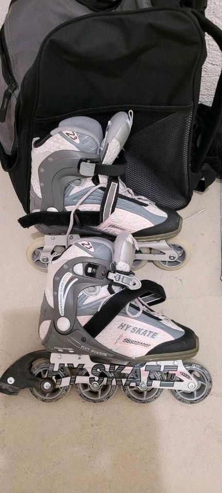 Inline Skates Gr. 39 mit viel Zubehör Rollerblades in Poing