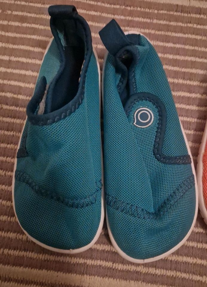 Badeschuhe Kinder 2 Paar für in Berlin