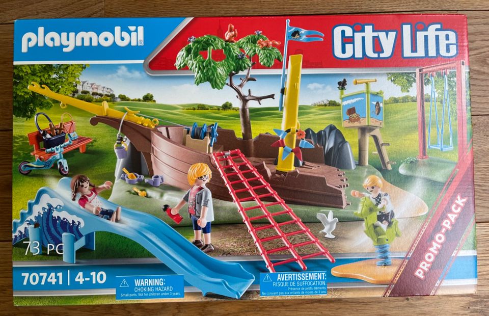 PLAYMOBIL City Life 70741 NEU Abenteuerspielplatz + Schiffswrack in Köln