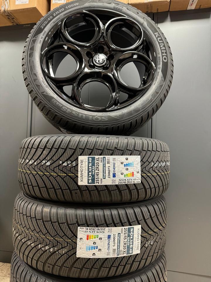 20‘ Allwetter Räder Alfa Romeo Stelvio ABE 255/45/20 Kumho in Kuchen