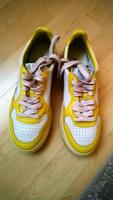 Autry Sneakers mit leichtem Plateauabsatz Gr 38 Bayern - Rimpar Vorschau