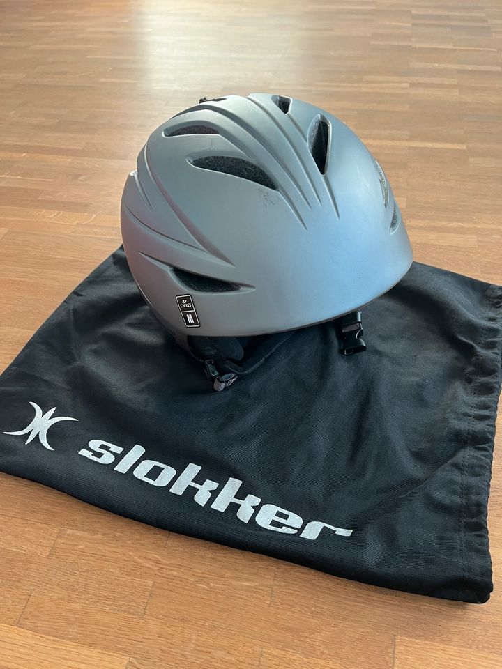 Skihelm Giro G10 anthrazit Größe M - 55-59 cm in Essen