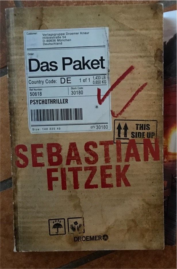 Sebastian fitzek das Paket Psychothriller in München