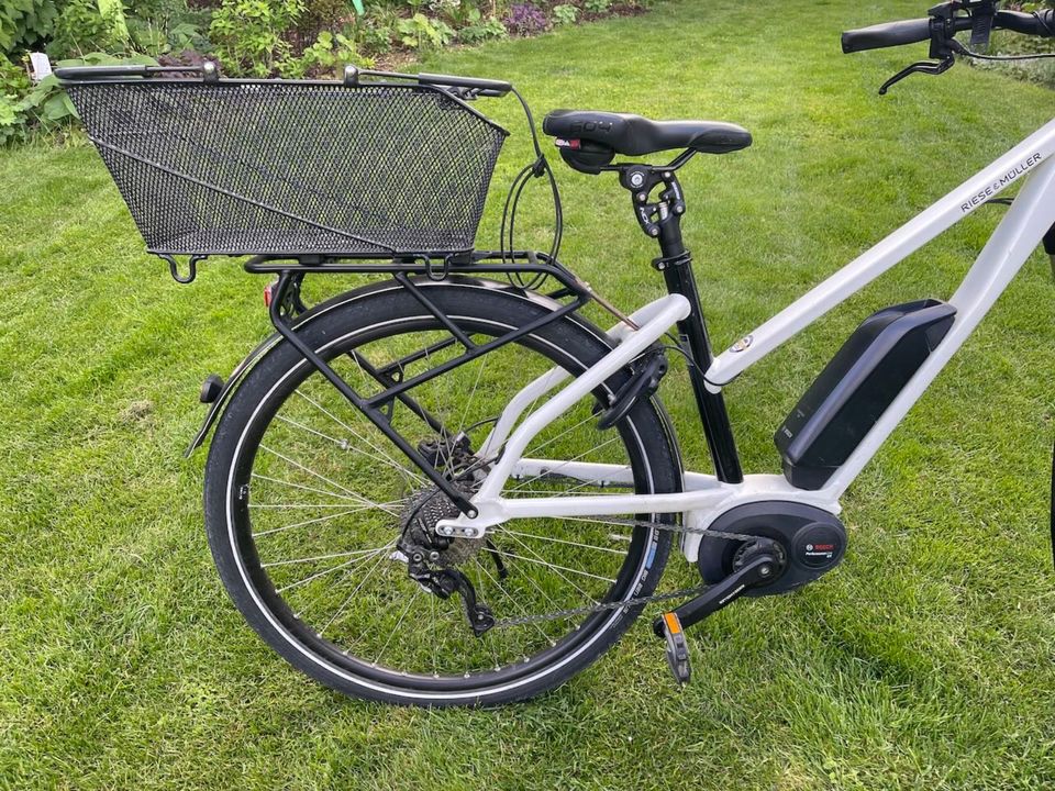 eBike Riese & Müller Charger mixte 49 cm weiß (2018) in Friedberg