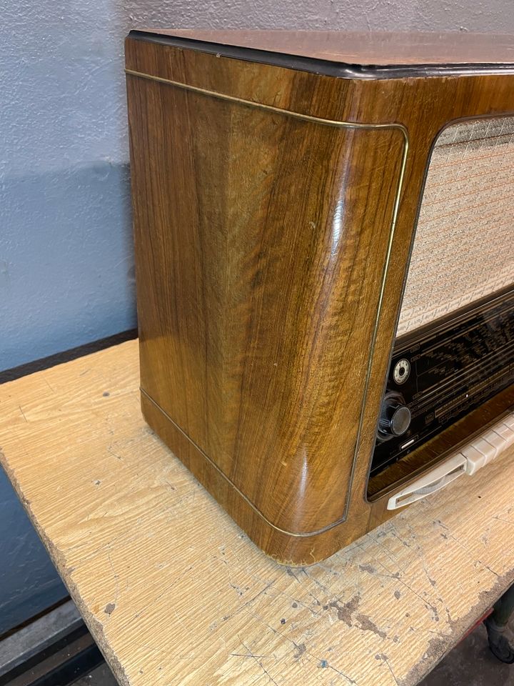 Grundig, 5040W - Röhrenradio in Darmstadt