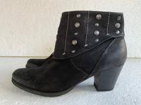 Bonita Stiefeletten schwarz Nieten Größe 39 Nürnberg (Mittelfr) - Oststadt Vorschau