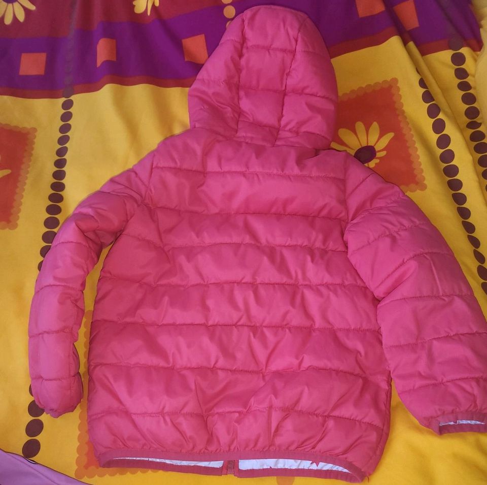 Regenjacke , Jacken Gr 116 122 in Solingen